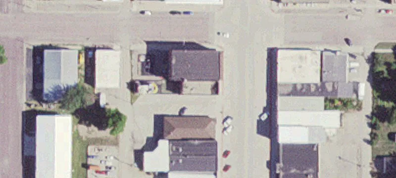 215 Main St