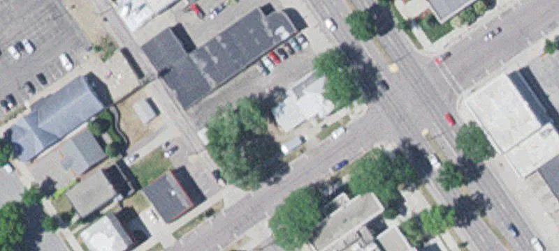 101 Broadway St