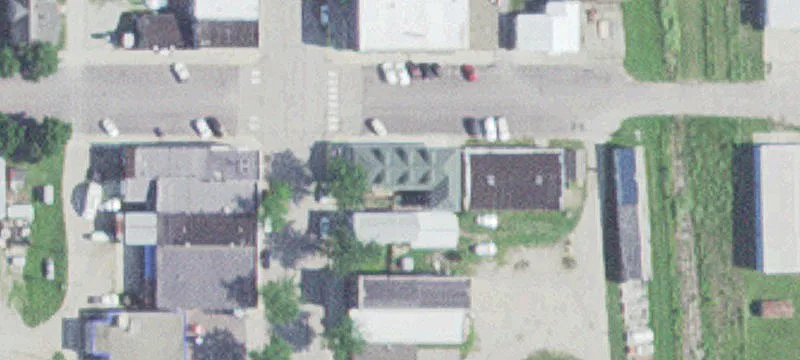 101 Broadway S Ave