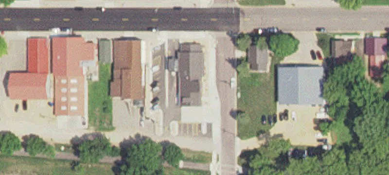 121 Main E St
