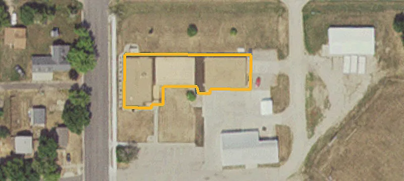 109 2nd E Ave