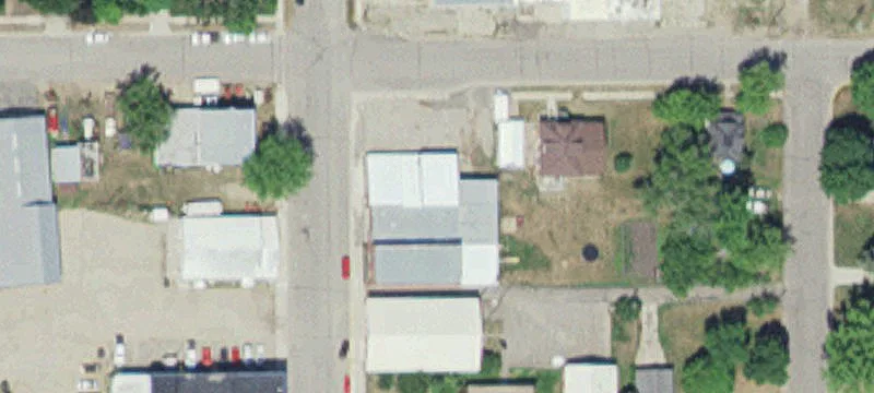 216 2nd NW Ave