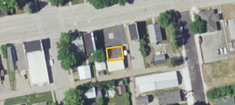 307 Main St