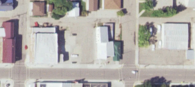 904 Broadway