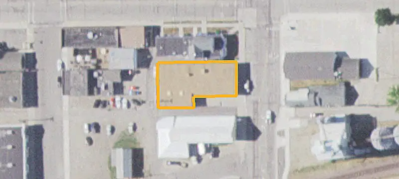 1225 Hennepin N Ave