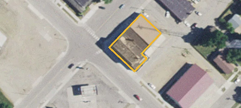 102 Vernon Ave