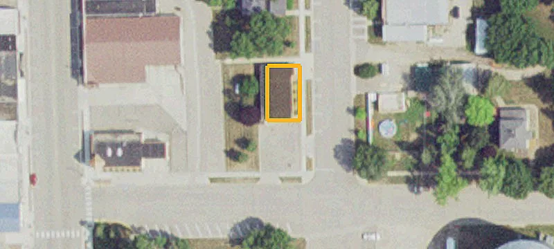 16 1st SE Ave
