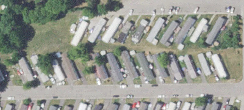 Le Center, MN 56057