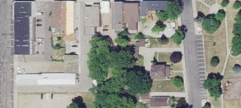 141 Main W Ave