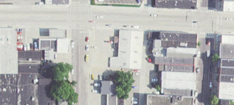 113 Elm W Ave