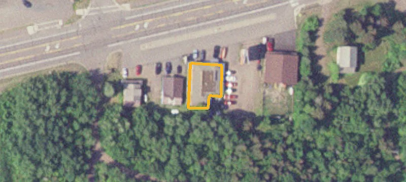 1010 Main St