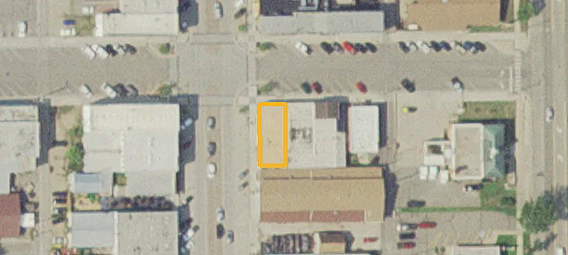 300 Main S Ave