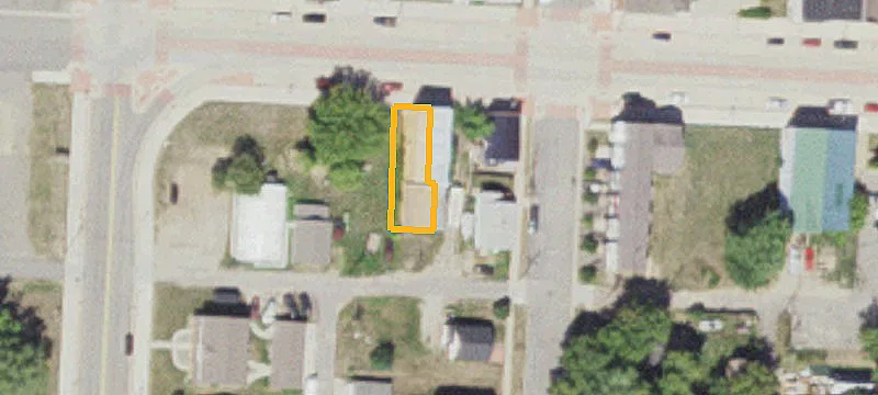 216 2nd St
