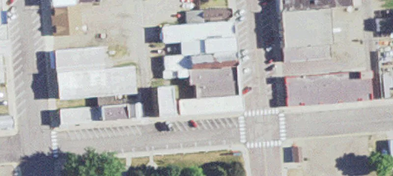 133 1st SE St