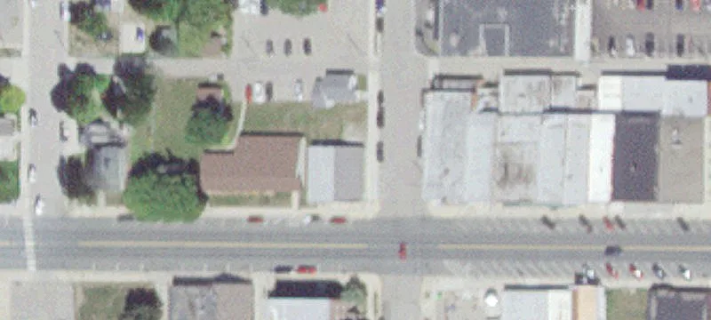 301 Main St