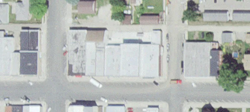 16 Main St
