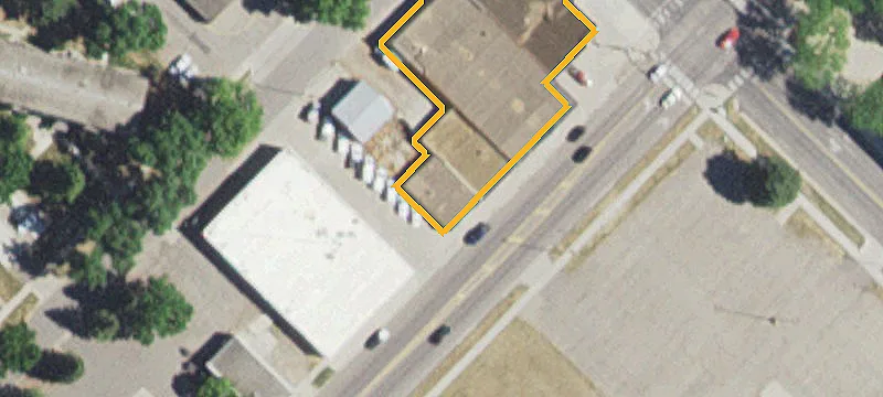 206 College Dr