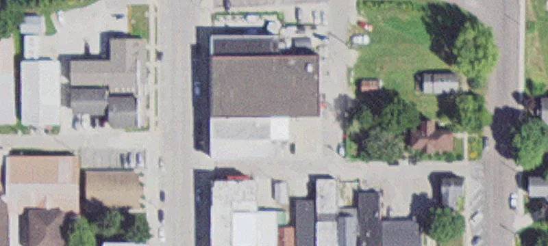 206 Pkwy N Ave