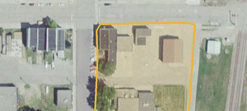 113 5th W Ave