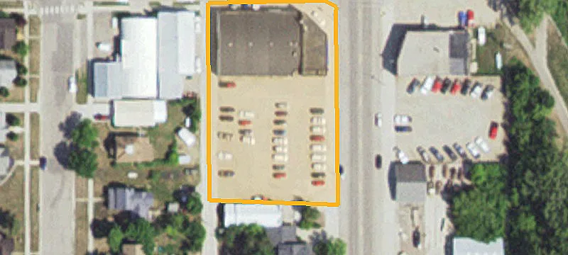 301 Main S Ave