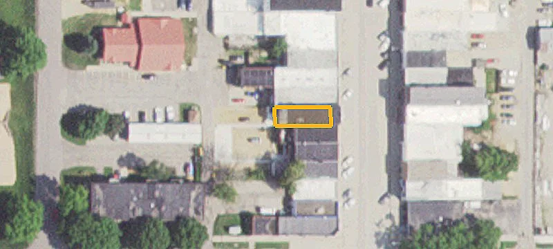 114 Main St