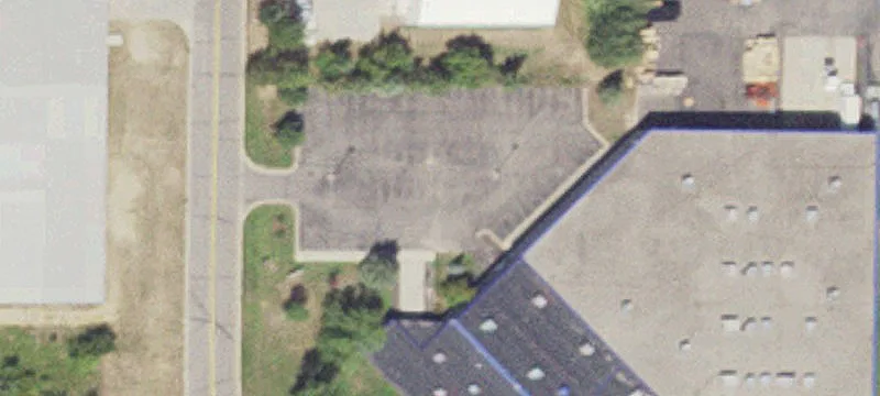 825 Lily Ln