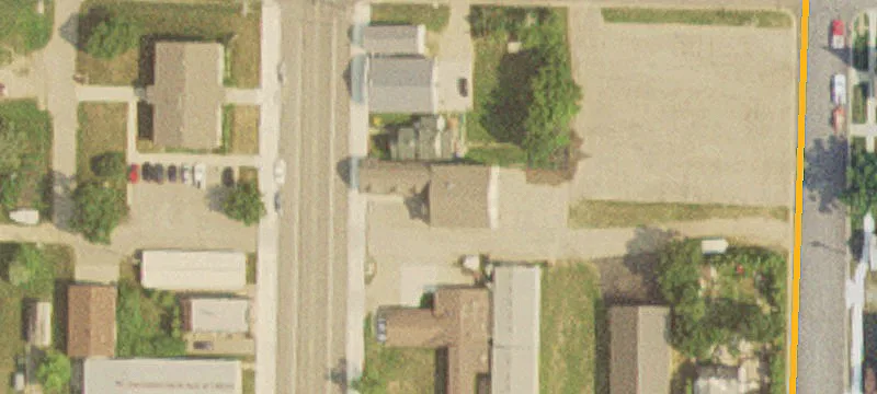 357 4th St