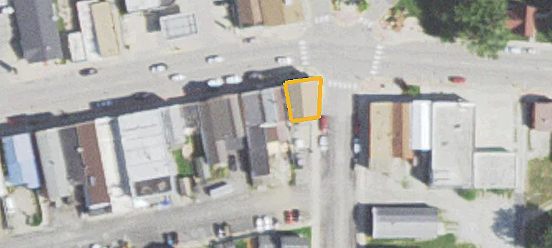 105 Main St