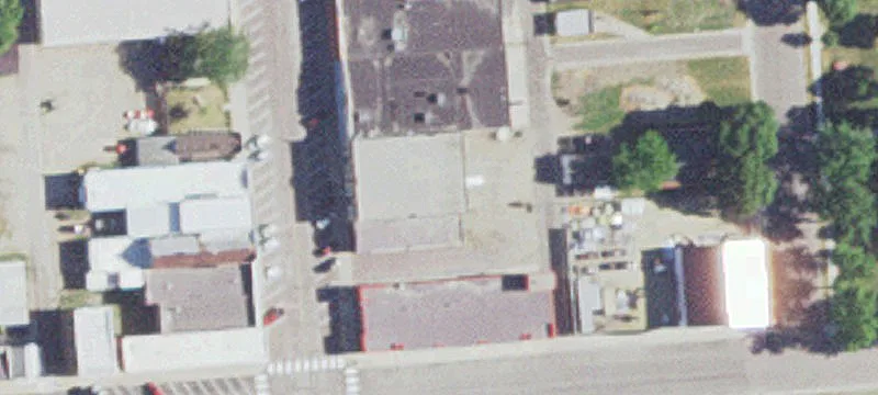 120 1st SE St