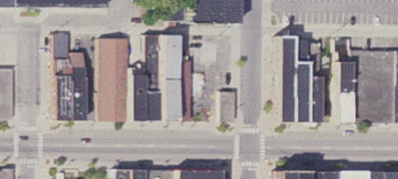400 3rd St