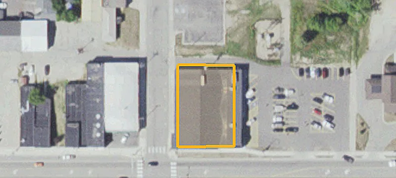 201 Main E Ave