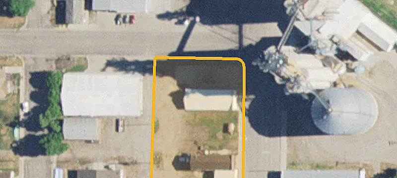 80 3rd N St