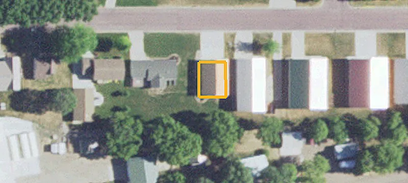 407 Elm NE St