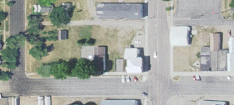 811 Hall St
