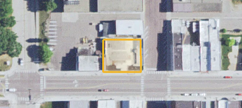 200 Main W St