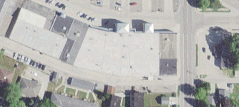 1305 1st SW Ave