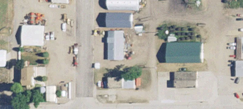 141 5th N St