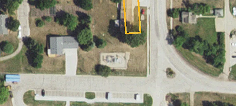 102 Hamilton NE Ave