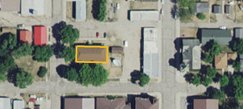 131 Snelling Ave