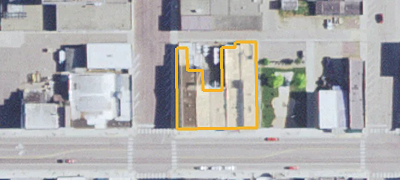 140 Main W St