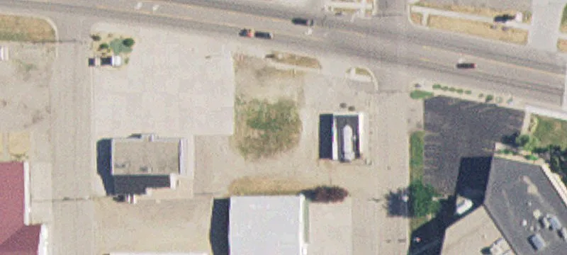 605 Hwy 212th W