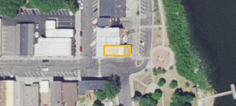 111 1st N St