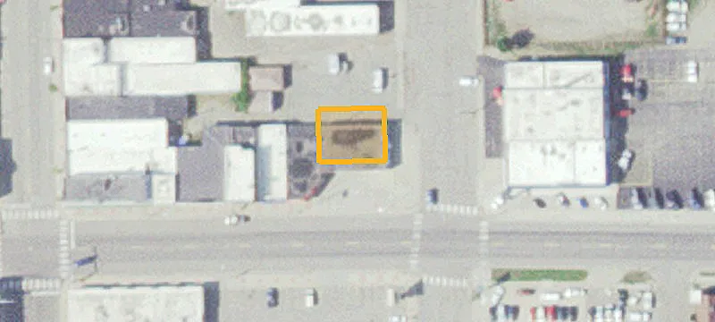 24 2nd NE St