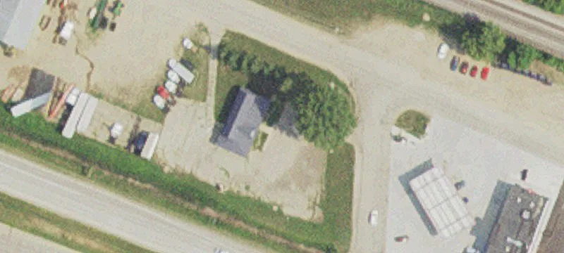 128 2nd St