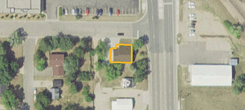 705 Washington S Ave