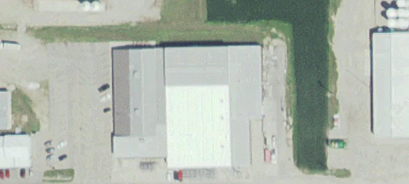 100 Commerical St
