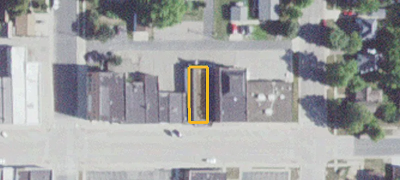 33 Main St
