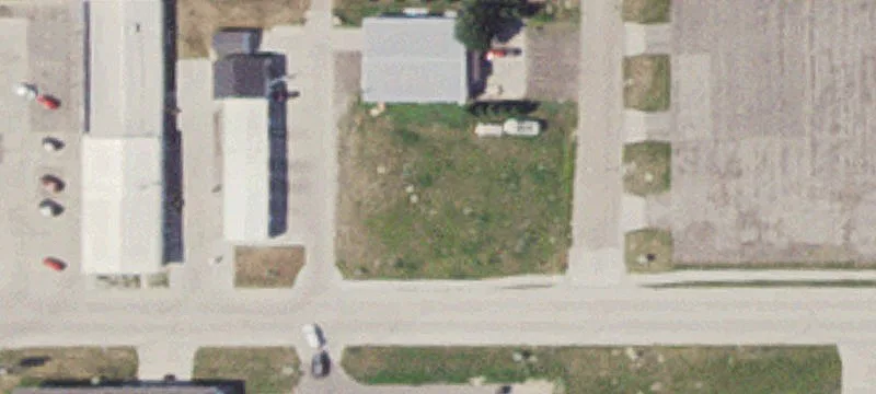 2nd NE Ave