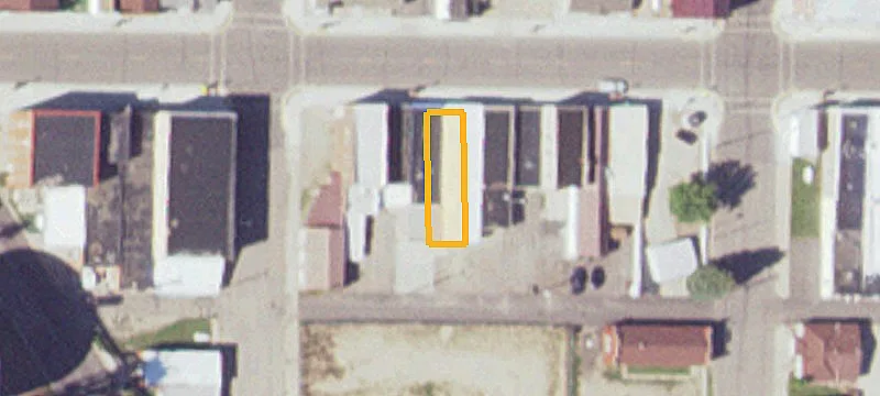 1015 Broadway