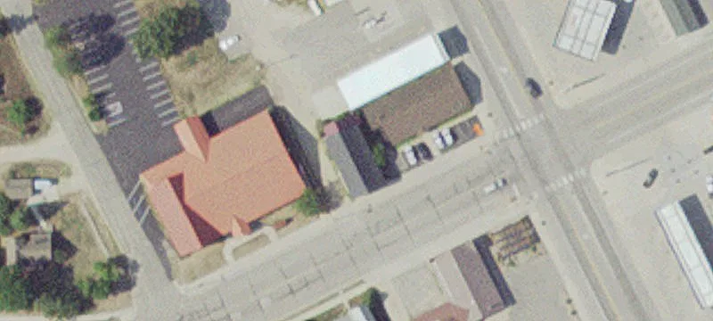 13 Main NW St